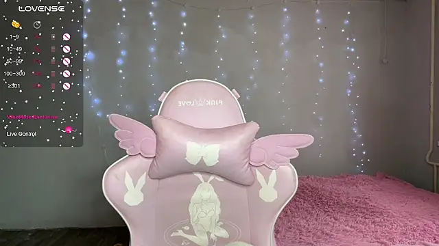 myprettylola online show from 03-19-26, 01:33