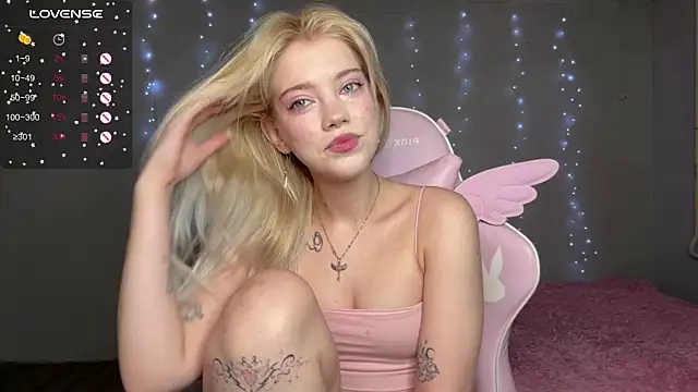 myprettylola online show from 03-17-26, 03:04