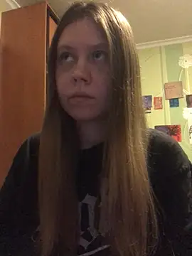 LunaVirelle online show from 03-17-26, 08:34