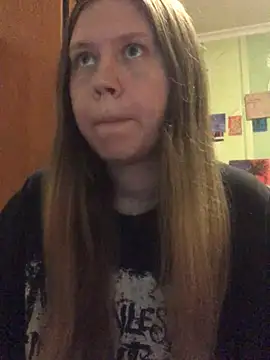 Snapshot of LunaVirelle chatting on 05-19-26, 06:59 LunaVirelle online show from 05-19-26, 06:59