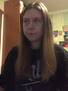 LunaVirelle online show from 10-26-25, 09:04