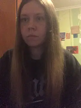 Snapshot of LunaVirelle chatting on 05-17-26, 05:35 LunaVirelle online show from 05-17-26, 05:35
