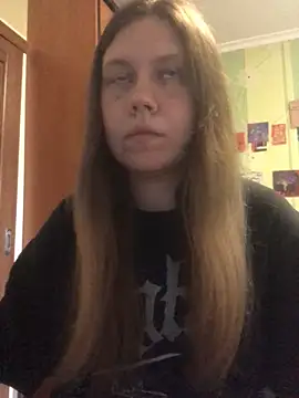Snapshot of LunaVirelle chatting on 05-23-26, 03:22 LunaVirelle online show from 05-23-26, 03:22