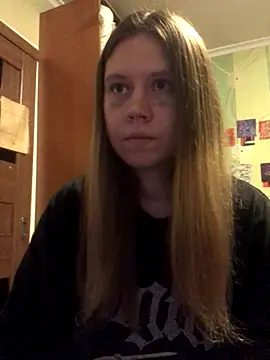 LunaVirelle online show from 10-30-25, 05:10