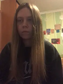 Snapshot of LunaVirelle chatting on 04-21-26, 05:41 LunaVirelle online show from 04-21-26, 05:41