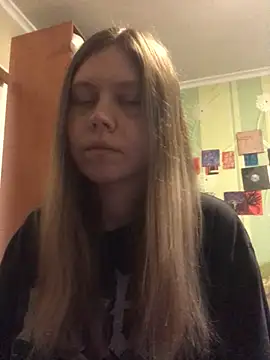 LunaVirelle online show from 11-13-25, 01:26