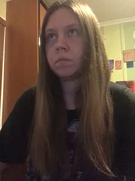 Snapshot of LunaVirelle chatting on 04-26-26, 05:10 LunaVirelle online show from 04-26-26, 05:10
