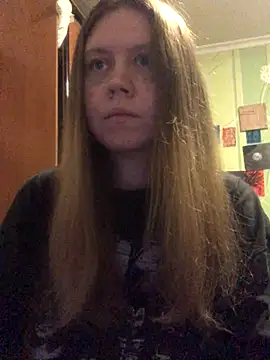 LunaVirelle online show from 11-21-25, 04:17