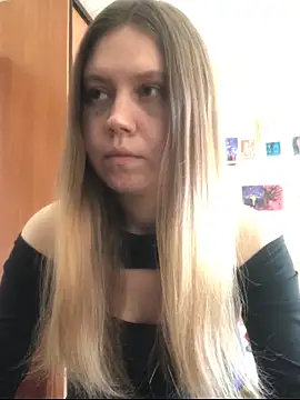 LunaVirelle online show from 02-10-26, 10:03