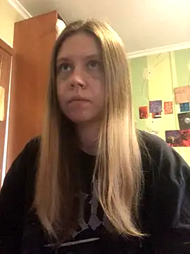 LunaVirelle online show from 11-07-25, 12:21