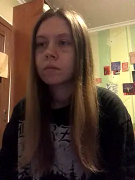 LunaVirelle online show from 11-03-25, 05:16