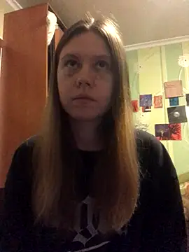 LunaVirelle online show from 10-21-25, 05:01