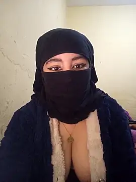 Snapshot of arab_dam chatting on 12-15-25, 08:25 arab dam online show from 12-15-25, 08:25