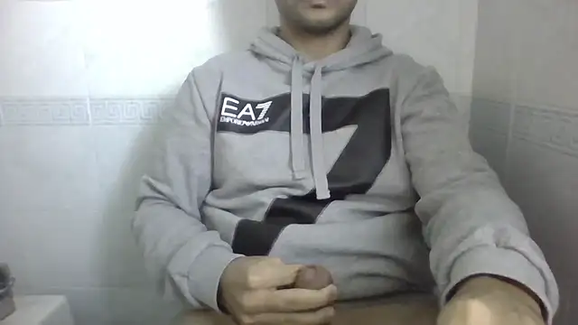 Snapshot of sci69 chatting on 10-31-25, 03:30 sci69 online show from 10-31-25, 03:30