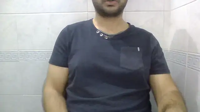 Snapshot of sci69 chatting on 11-08-25, 03:37 sci69 online show from 11-08-25, 03:37