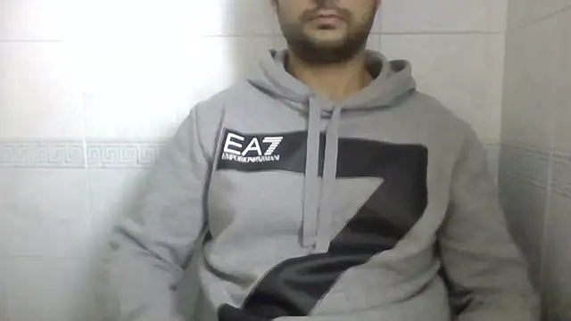 Snapshot of sci69 chatting on 11-17-25, 02:21 sci69 online show from 11-17-25, 02:21