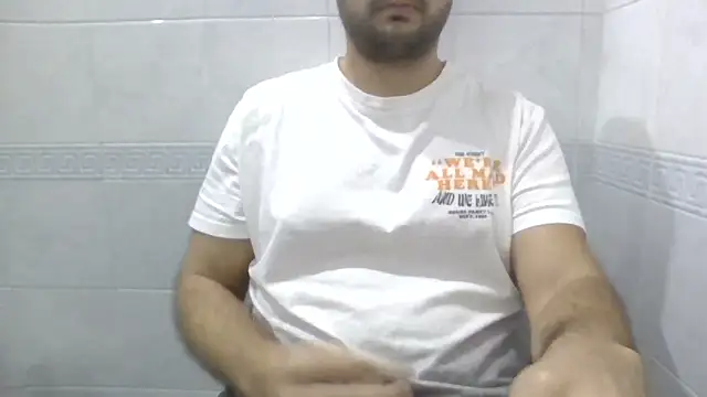 Snapshot of sci69 chatting on 11-18-25, 10:24 sci69 online show from 11-18-25, 10:24