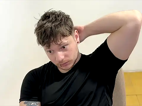 Skol 100802 online show from 03-19-26, 04:07