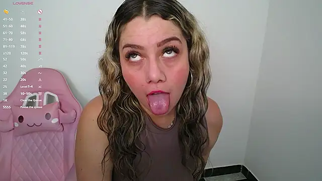 Snapshot of Isabella_wish1 chatting on 04-20-26, 03:53 Isabella wish1 online show from 04-20-26, 03:53