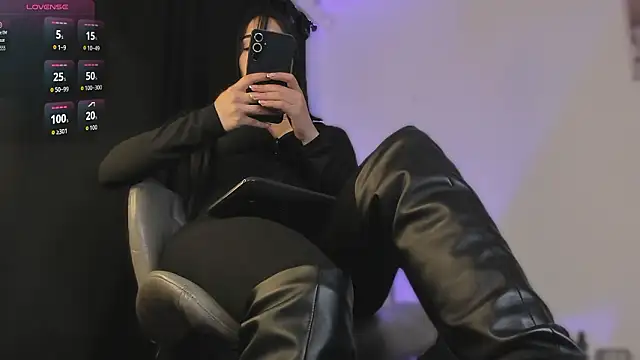 miiaa stone online show from 02-08-26, 05:27