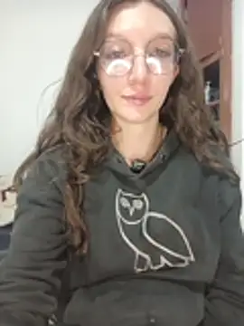 Lucy colee online show from 02-06-26, 01:23