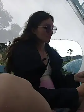 Lucy colee online show from 01-11-26, 08:27