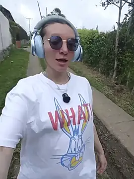 Lucy colee online show from 12-22-25, 03:56