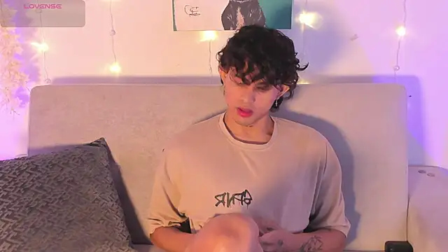 lua boy online show from 03-31-26, 04:47