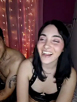 Snapshot of JulieGoth chatting on 10-26-25, 02:01 JulieGoth online show from 10-26-25, 02:01