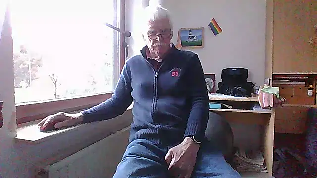 super-snoopy online show from 02-08-26, 08:34