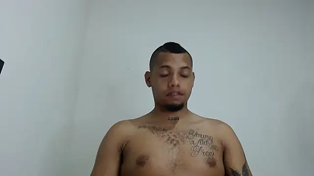 Snapshot of drako_monster chatting on 01-16-26, 08:18 drako monster online show from 01-16-26, 08:18