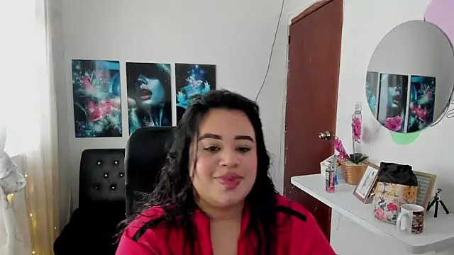 oliviia cute online show from 11-11-25, 05:41