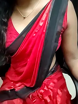 Tamilmallu-duskygirl03 online show from 07-16-26, 05:15