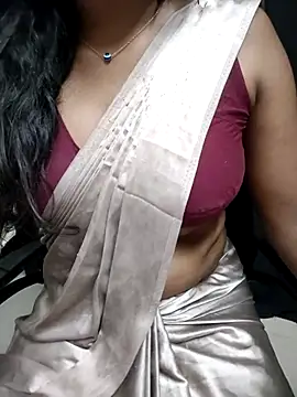 Tamilmallu-duskygirl03 online show from 07-18-26, 07:06