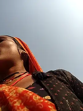 Co punam online show from 11-28-25, 07:41