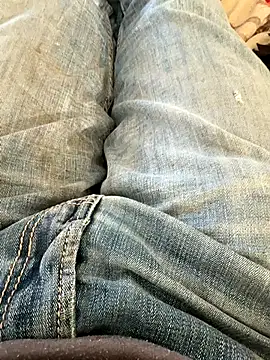 Snapshot of Beastyfuck chatting on 11-11-25, 06:58 Beastyfuck online show from 11-11-25, 06:58