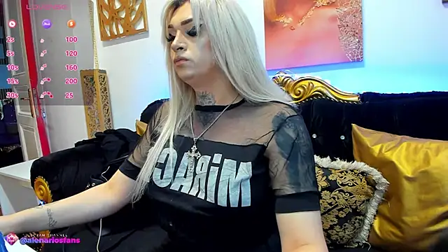 Snapshot of AlenaRios chatting on 04-25-26, 04:37 AlenaRios online show from 04-25-26, 04:37