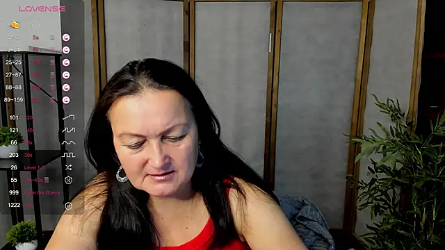 hottyannaa online show from 10-22-25, 02:22
