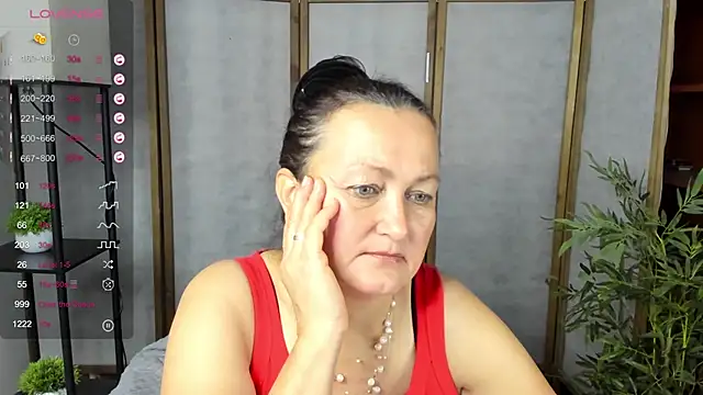 hottyannaa online show from 10-21-25, 02:55