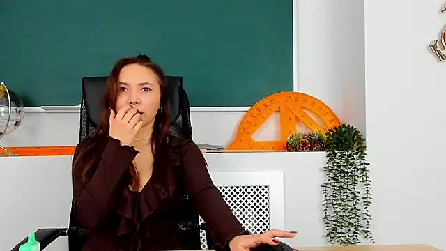 AnnaJonson online show from 12-15-25, 03:12