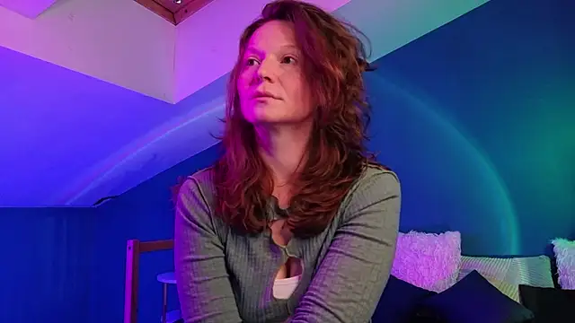 AuroraBorealis   online show from 12-18-25, 06:51