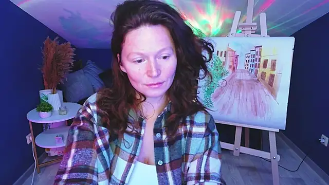 AuroraBorealis   online show from 10-13-25, 06:37