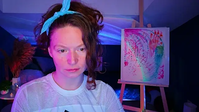 AuroraBorealis   online show from 11-12-25, 07:56