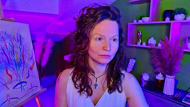 AuroraBorealis   online show from 12-14-25, 07:03