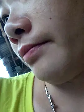 Snapshot of gio-thu chatting on 07-30-26, 02:21 gio-thu online show from 07-30-26, 02:21