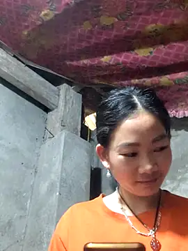 gio-thu online show from 02-17-26, 06:44