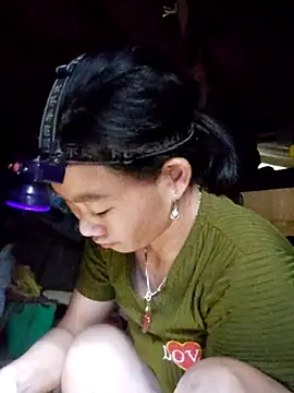Snapshot of gio-thu chatting on 07-15-26, 10:44 gio-thu online show from 07-15-26, 10:44