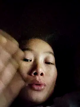 gio-thu online show from 10-24-25, 02:10