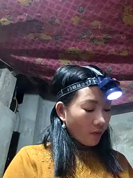 gio-thu online show from 02-18-26, 09:00