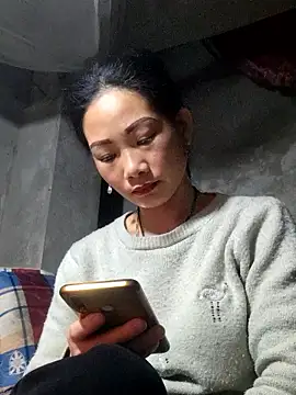 gio-thu online show from 01-12-26, 05:42